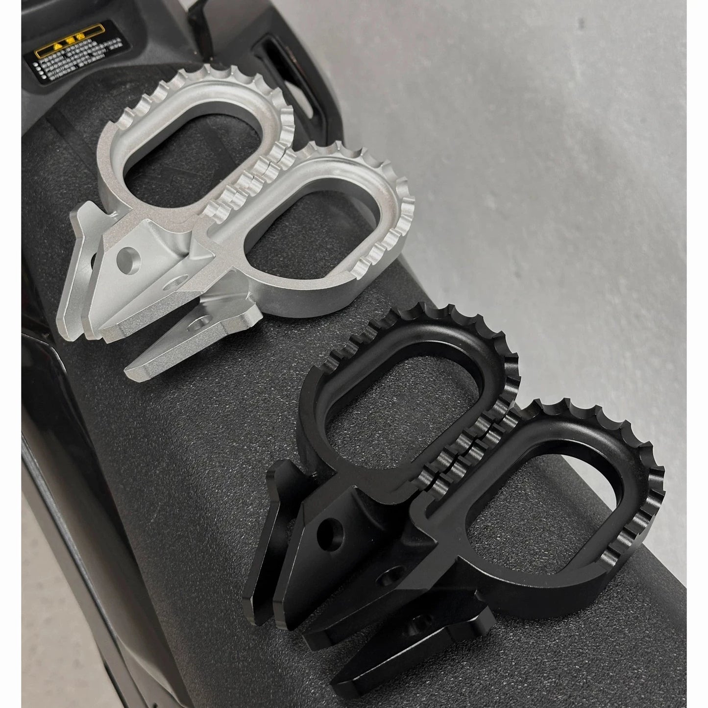 Super Ebike Ultra Bee Upgraded Wider, Longer, Lowered Height, Rearward-Shifted Footpegs Lightweight Aluminum Alloy Footpegs