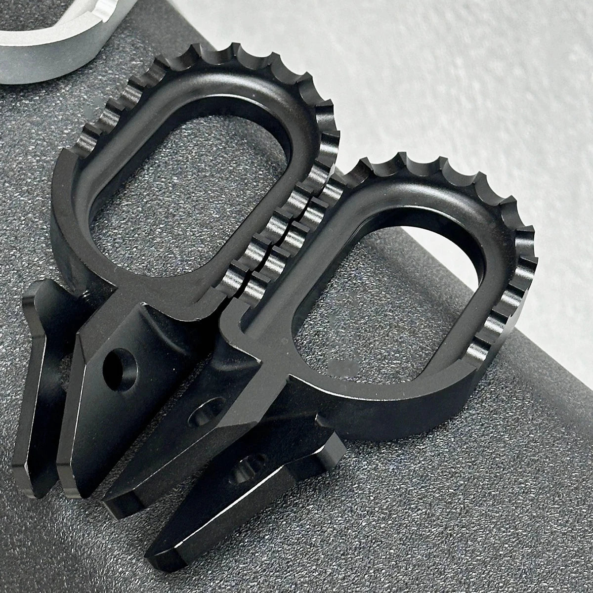 Super Ebike Ultra Bee Upgraded Wider, Longer, Lowered Height, Rearward-Shifted Footpegs Lightweight Aluminum Alloy Footpegs