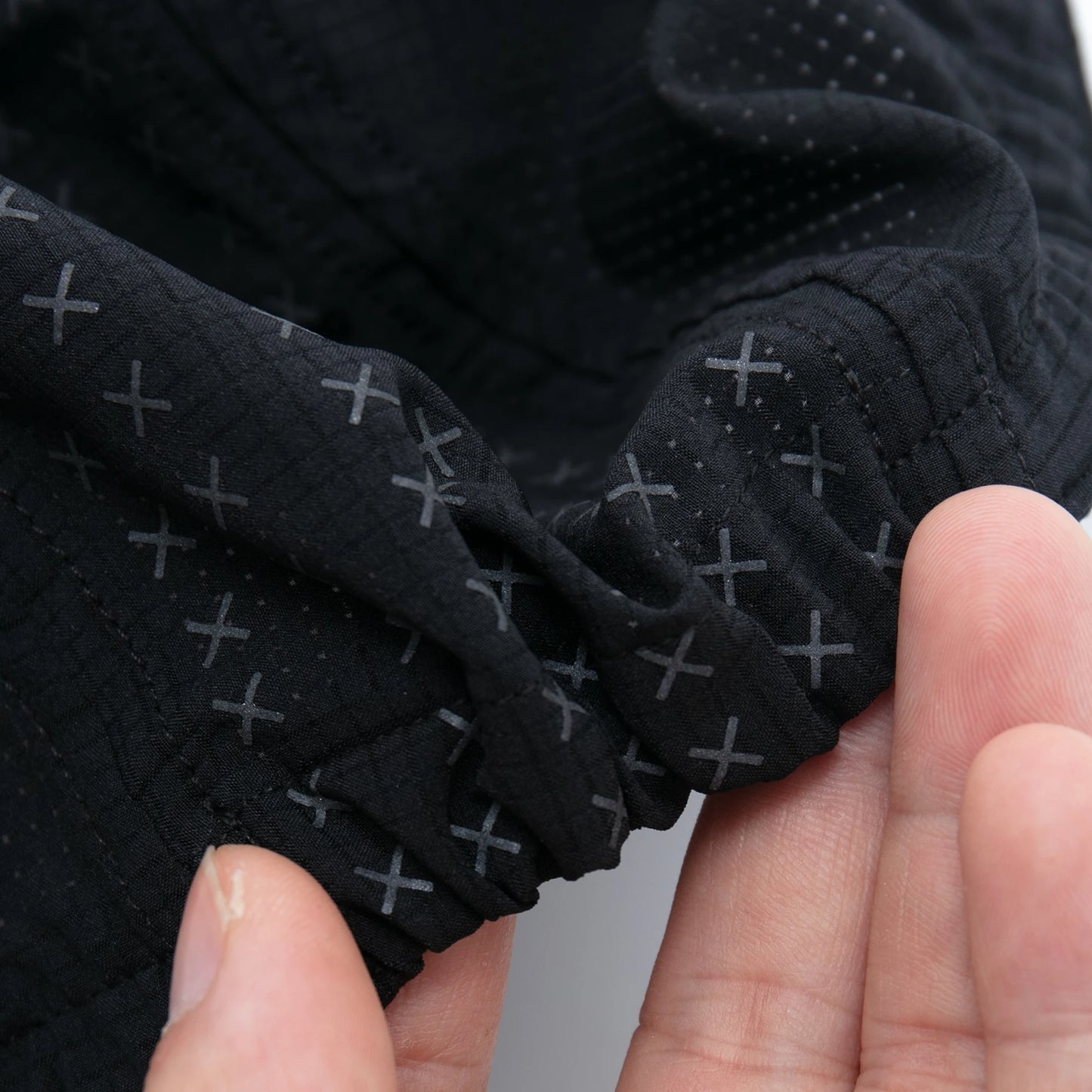 Aero-Mesh Cycling Cap – Breathable Under-Helmet Sun Shield